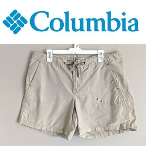 Women's Columbia Khaki Hiking Drawstring Short